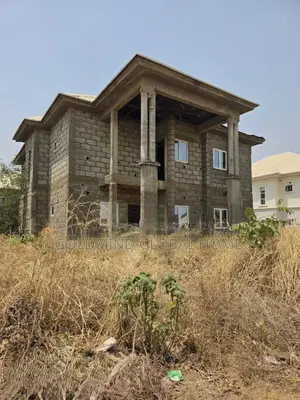 4bdrm Duplex in Lugbe District. for sale