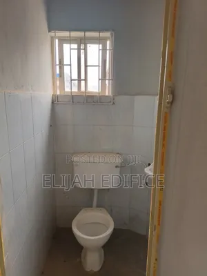 Furnished 3bdrm Block of Flats in Radio, Erunwe for rent