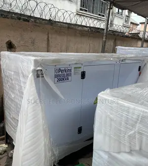 Perkins 200kva Industrial, Super Soundproof Diesel Generator {Uk Made}