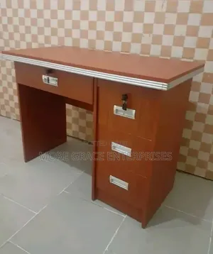 Secretary's Office Desk 1 Meter