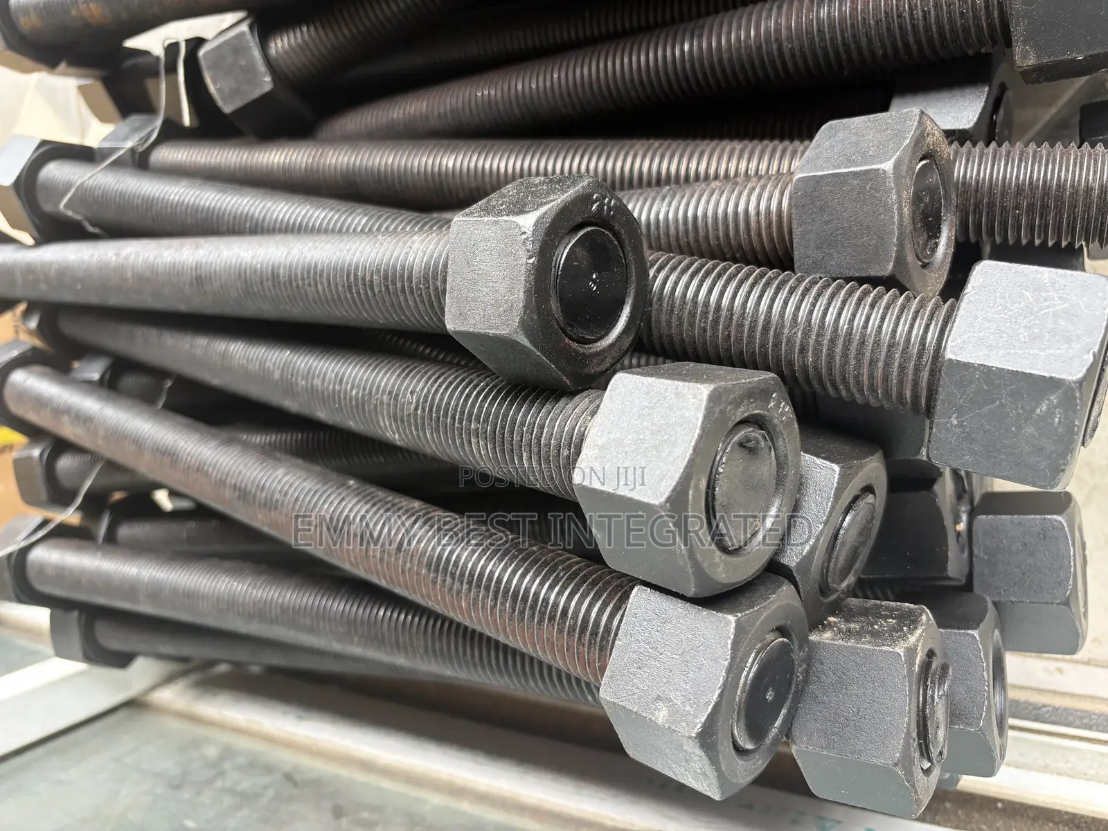 Stud Bolt With Heavy Hex Nuts
