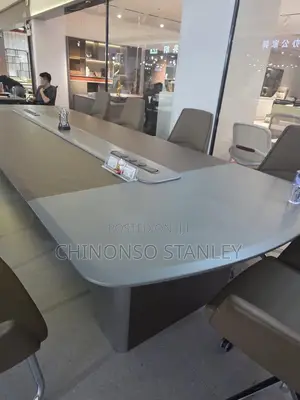 Executive Conference Table With 16 Chairs Md2