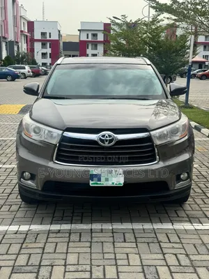 Toyota Highlander Limited 4dr SUV AWD (3.5L 6cyl 6A) 2015 Gray