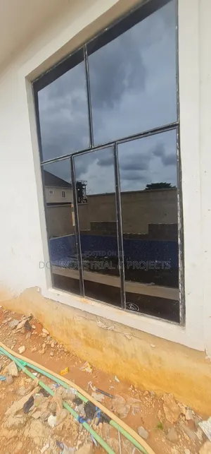 Frameless Window / Structural Glass / Curtainwall