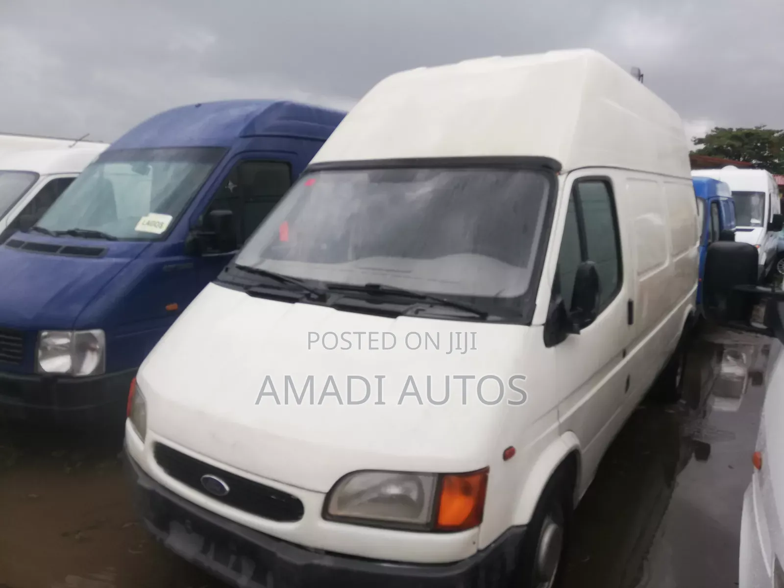 Ford Transit 2002 White