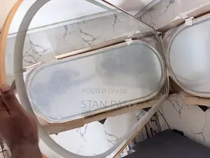 Foreign Salon Mirror With Light