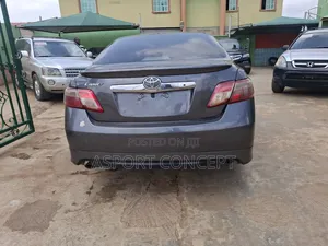 Toyota Camry LE V6 4dr Sedan (3.5L 6cyl 6AM) 2008 Gray