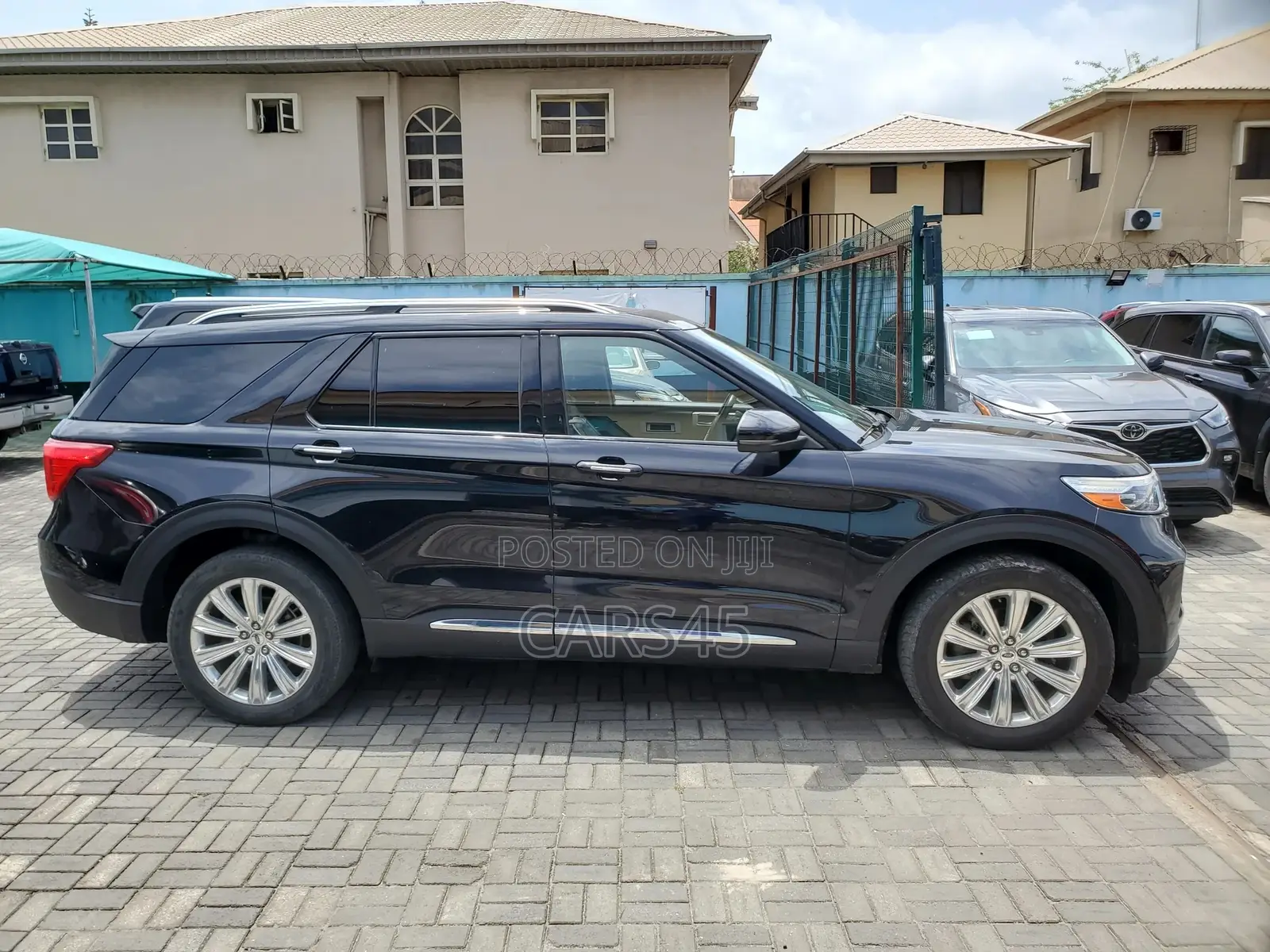 Ford Explorer 2020 Black