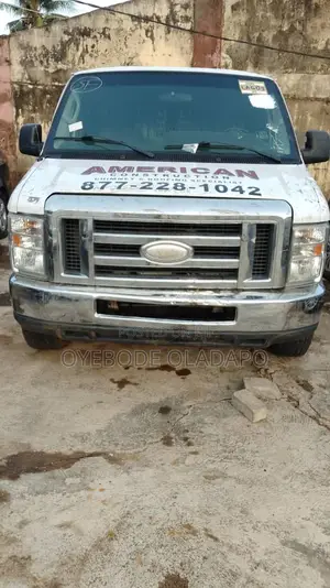 Ford E250 2014 White
