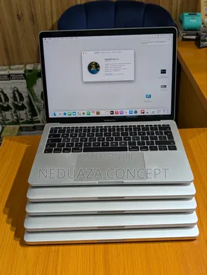 Laptop Apple MacBook Pro 2017 16GB Intel Core i7 SSD 256GB