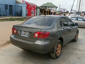 Toyota Corolla 2004 Gray