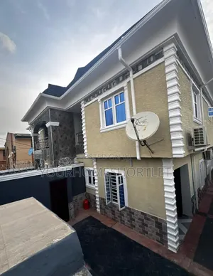 New 3/2/1 Bedroom Duplex