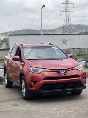 Toyota RAV4 2016 Orange