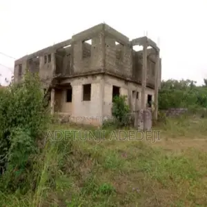 2 Bedroom Of 4 Flats