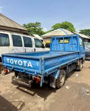 Toyota Dyna 100 ( Direct Belgium ) Tokunbo