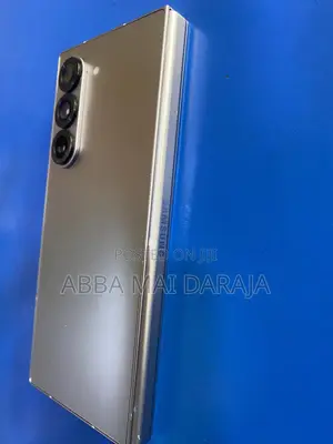 New Samsung Galaxy Z Fold6 256 GB Silver