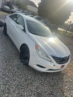 Hyundai Sonata GLS Sedan FWD (2.4L 4cyl 6A) 2013 White
