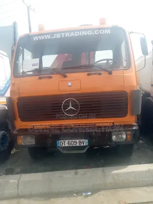 Benz Tipper