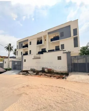 4bdrm Duplex in Obanikoro Lagos for sale