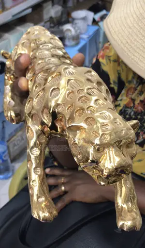 Gold Running Cheetah - Cheetah Table Ornament