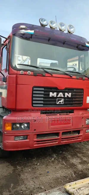6x6 European Used Roll on/Roll Off Waste Disposal Dump Truck