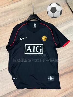 Man United Classic Retro Black Kit
