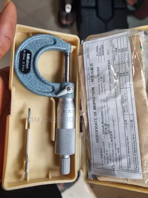 Mitutoyo 103 Series Micrometer for Measuring Objects Between 0-25mm