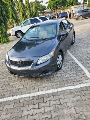 Toyota Corolla 2010 Gray
