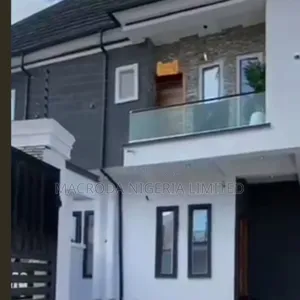 4bdrm Duplex in Ikota Gra for sale