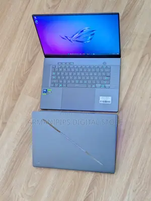 Laptop Asus ROG Zephyrus G16 16GB Intel Core Ultra 9 SSD 1T