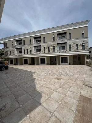 5bdrm Townhouse/Terrace in Bourdillon for sale