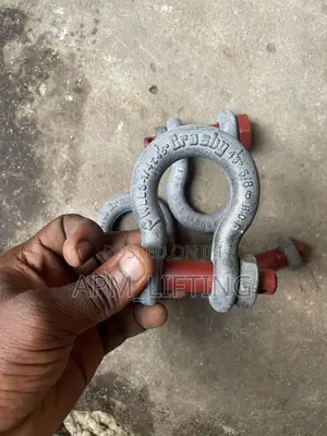 5/8” Crosby Shackle C/W Bolt And Nuts
