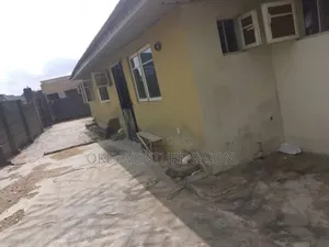 3bdrm Apartment in Gra, Sagamu for rent