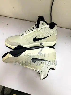 Original Nike Air Flight Mid Lite Sneakers