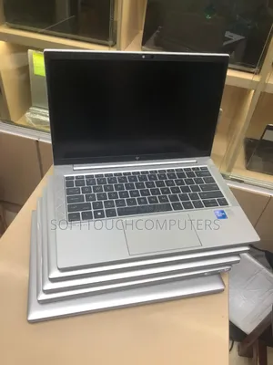 Laptop HP EliteBook 830 G8 16GB Intel Core i7 SSD 512GB