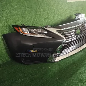 Set of Head Light and Complete Front Bumper Es250 2016/2018