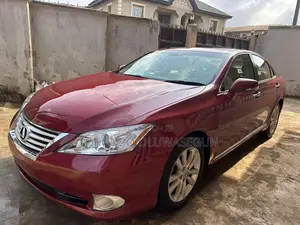 Lexus ES 2012 Red