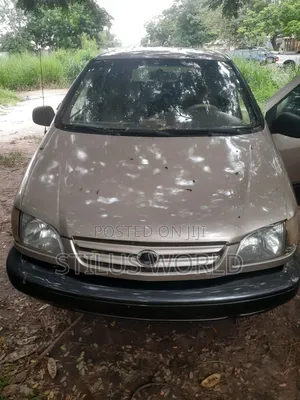 Toyota Sienna for Hire