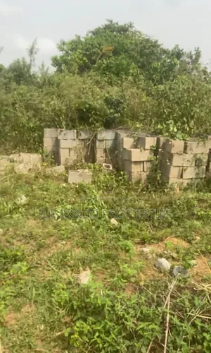 A Plot for Sale at Papa After Ifo