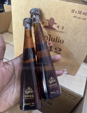 Don Julio 1942 Añejo 50ml Mini Bottle Pack (10 Pieces)
