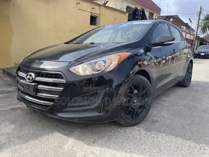 Hyundai Elantra SE Sedan FWD (1.8L 4cyl 6A) 2016 Black