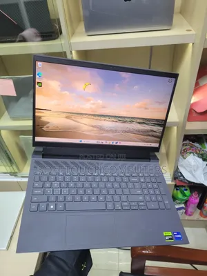 Laptop Dell G15 5535 16GB Intel Core i7 SSD 512GB