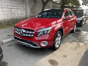 Mercedes-Benz GLA-Class 2016 Red