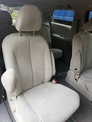 Toyota Sienna 2014 Gray