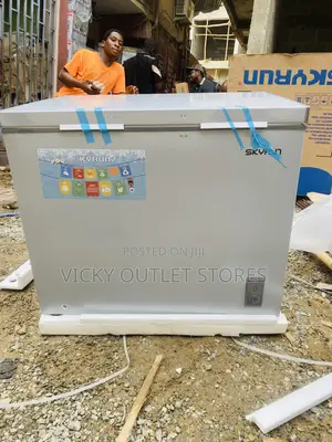 260liters Skyrun Chest Freezer