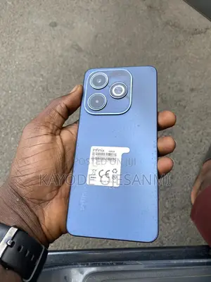 Infinix Hot 40i 128 GB Blue