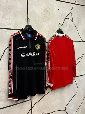Manchester United Sharp Long Sleeve Jersey