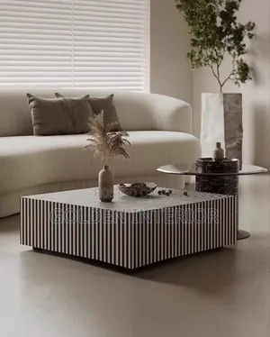 Quality Standard Centre Table Interior