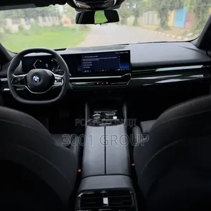 BMW 530i 2025 White