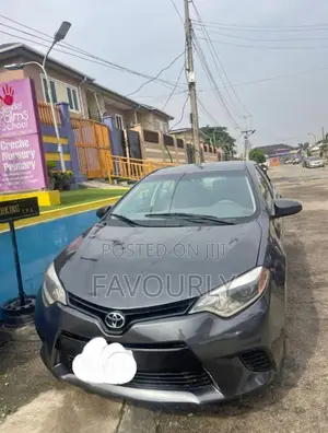 Toyota Corolla 2016 Gray